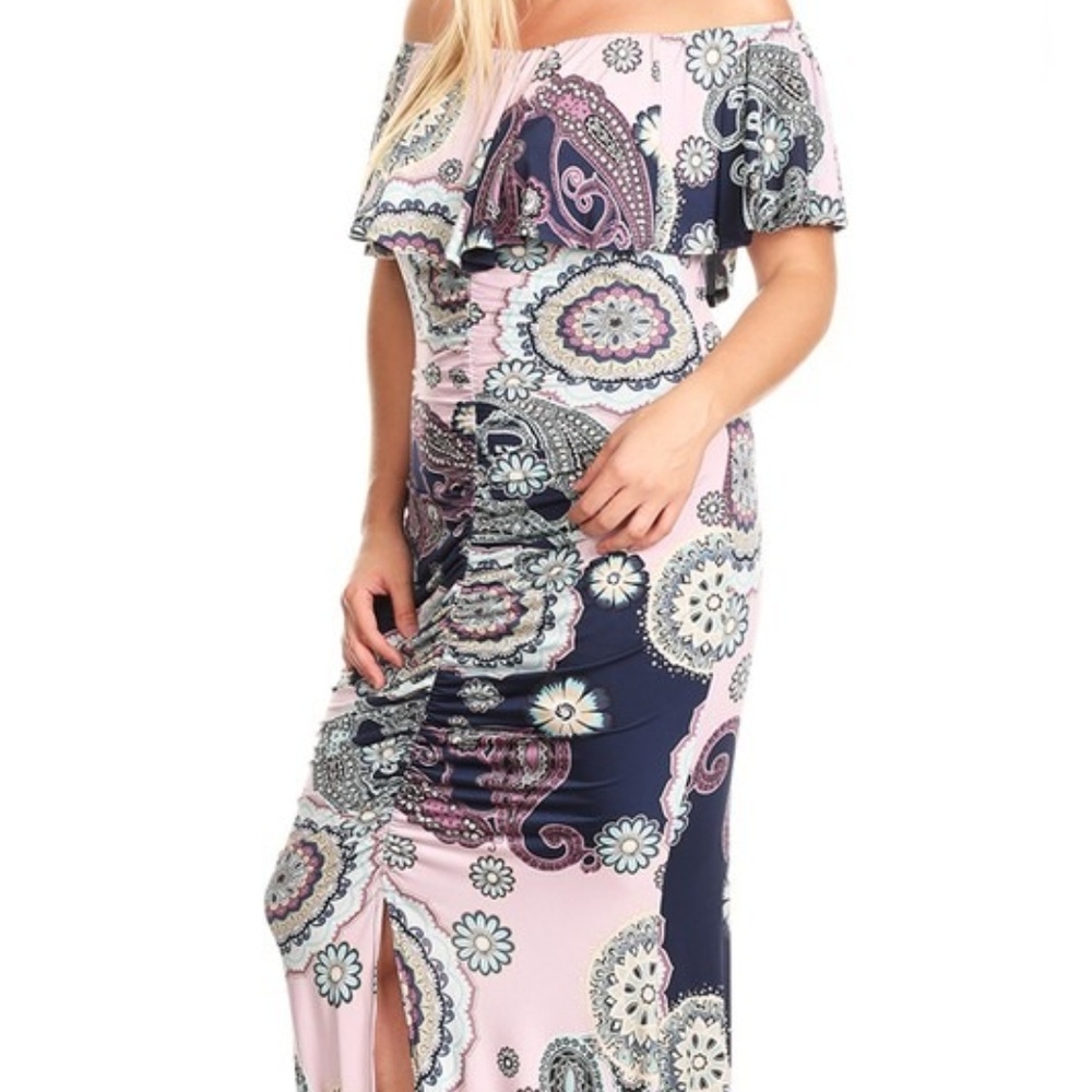 Maxi dress light pink and navy blue.     non-smoking home
